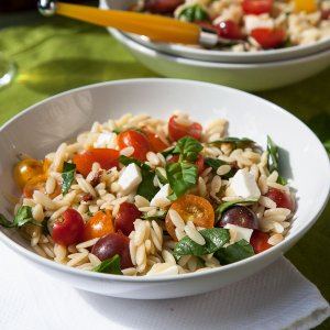 Tomato Basil Mozzarella Orzo Salad